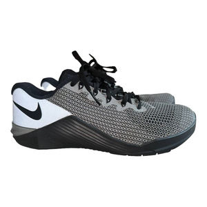 Nike Unisex Metcon5 Training Crossfit Sneakers Women's Size 7.5, Men's Size 6